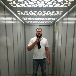 Ренат, Москва